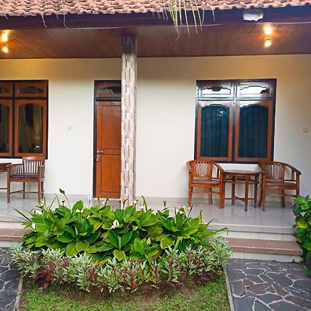 Kusnadi Hotel Legian  Luaran gambar