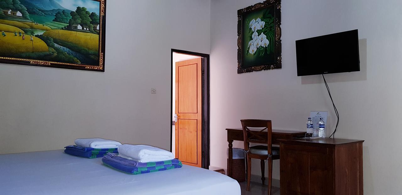 Kusnadi Hotel Legian  Luaran gambar