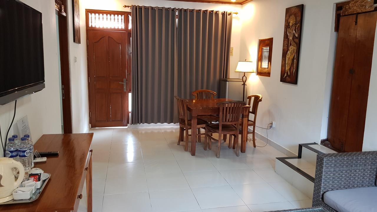 Kusnadi Hotel Legian  Luaran gambar