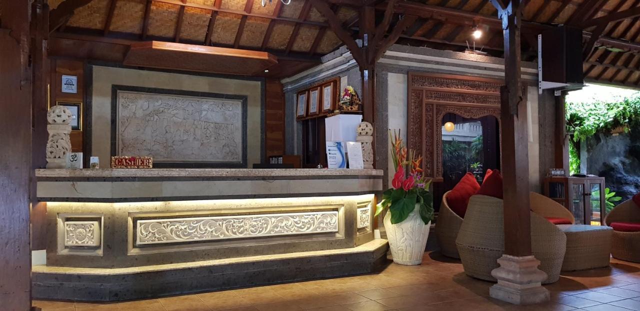 Kusnadi Hotel Legian  Luaran gambar