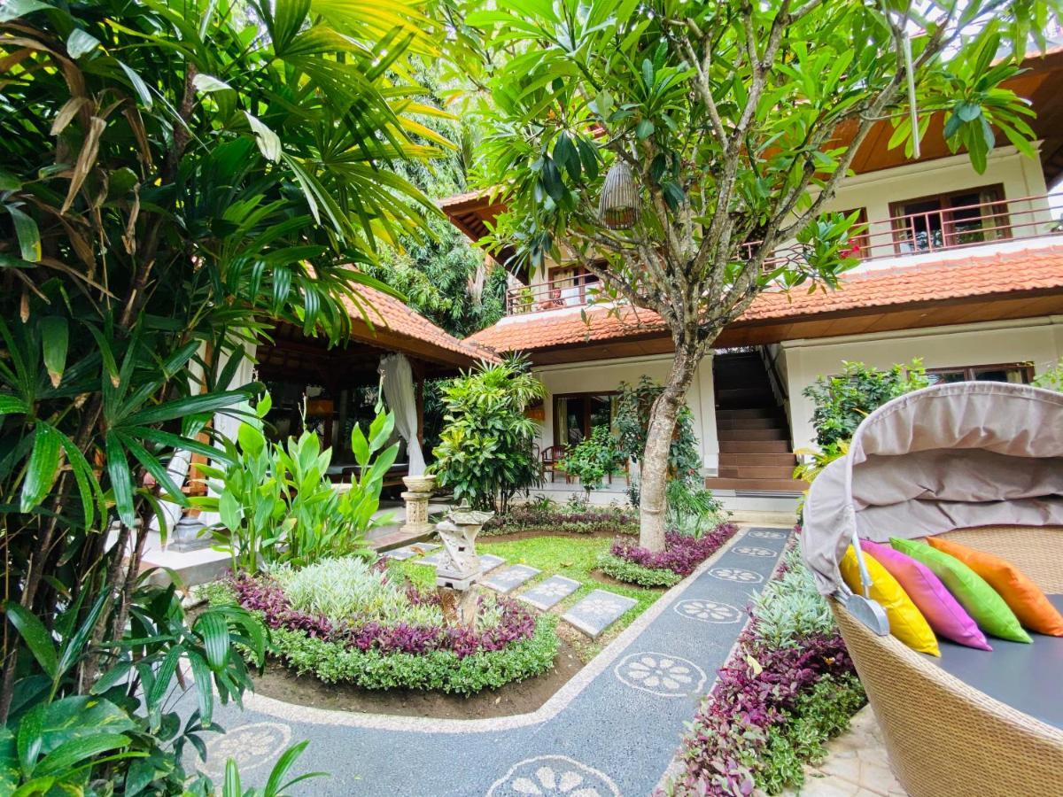 Kusnadi Hotel Legian  Luaran gambar